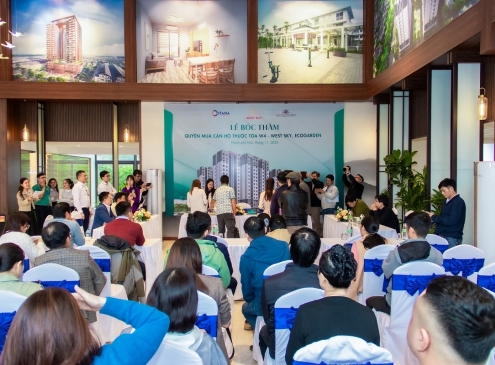 WEST SKY  – BÙNG NỔ CẢM XÚC TẠI LỄ BỐC THĂM QUYỀN MUA CĂN HỘ TOÀ W4 