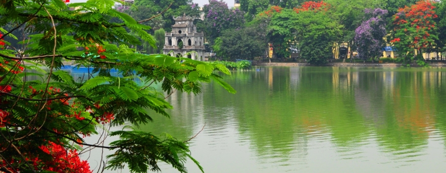 Nơi tôi sinh Hà Nội… …. ngõ nhỏ, phố nhỏ nhà tôi ở đó…