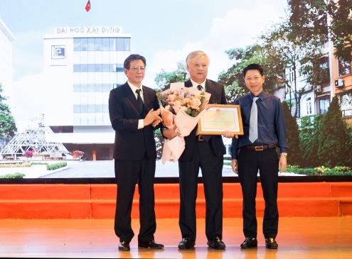 Chủ tịch HĐQT Cotana Group nhận Bằng khen vì sự nghiệp giáo dục đào tạo