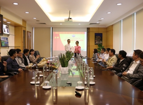 Kết nạp Đảng viên mới tại Chi bộ số 2